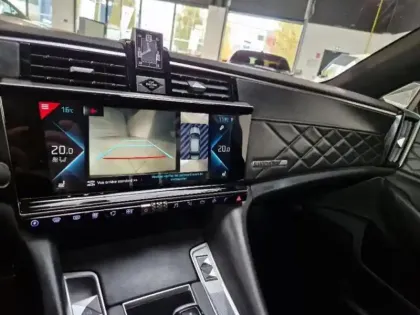 Photo 9 DS DS 9  Hybrid E-Tense 225ch Rivoli+