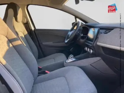 Photo 19 Renault Zoé ZOE ZEN CHARGE NORMALE R135 RADAR AR