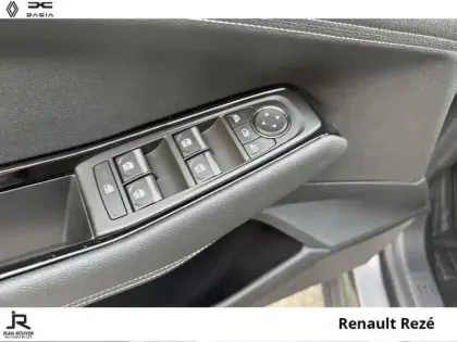 Photo 22 Renault Rafale  1.2 E-Tech full hybrid 200ch Techno