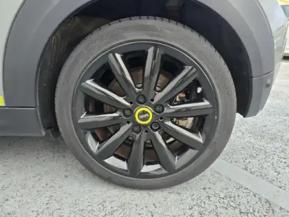 Photo 8 Mini Mini  Cooper SE 184ch Edition Greenwich BVA