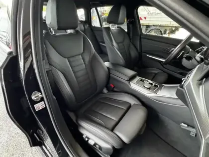 Photo 23 BMW Serie 3 Série 3 Touring 318iA 156ch M Sport