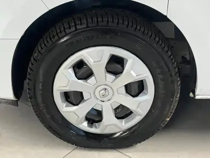 Photo 9 Renault Trafic  Combi L2 2.0 Blue dCi 150ch S&S Intens 9 places