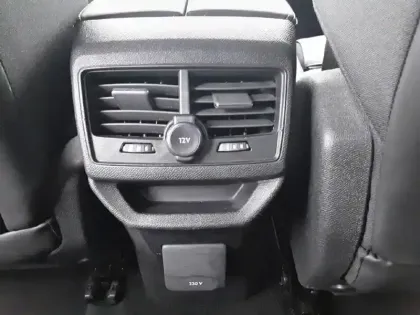 Photo 56 Peugeot 3008  Hybrid 225 e-EAT8