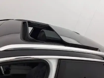 Photo 35 Peugeot 3008  Hybrid 225 e-EAT8