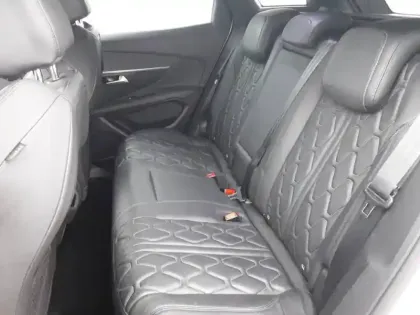 Photo 48 Peugeot 3008  Hybrid 225 e-EAT8