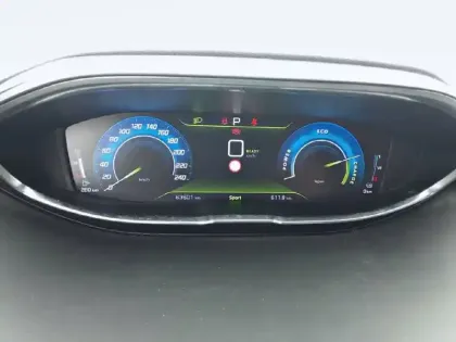 Photo 9 Peugeot 3008  Hybrid 225 e-EAT8
