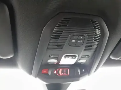 Photo 71 Peugeot 3008  Hybrid 225 e-EAT8