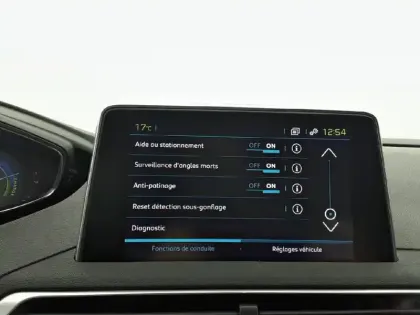 Photo 63 Peugeot 3008  Hybrid 225 e-EAT8