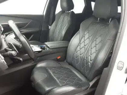 Photo 10 Peugeot 3008  Hybrid 225 e-EAT8