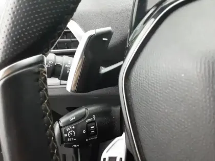 Photo 22 Peugeot 3008  Hybrid 225 e-EAT8