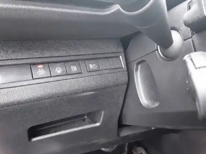 Photo 21 Peugeot 3008  Hybrid 225 e-EAT8