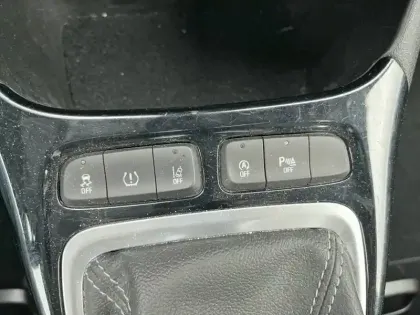 Photo 17 Opel Crossland  1.2 Turbo 110 ch BVM6