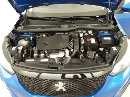 Photo 25 Peugeot 2008  BlueHDi 110 S&S BVM6