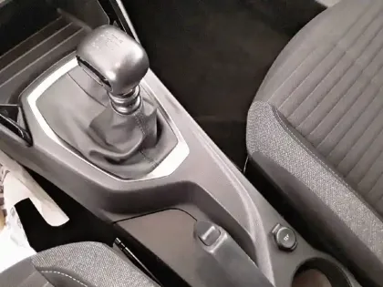 Photo 13 Peugeot 2008  BlueHDi 110 S&S BVM6