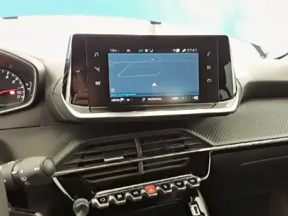 Photo 14 Peugeot 2008  BlueHDi 110 S&S BVM6