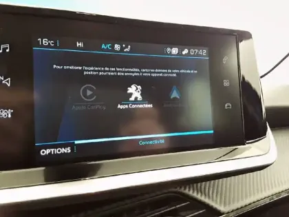 Photo 18 Peugeot 2008  BlueHDi 110 S&S BVM6