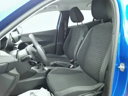 Photo 10 Peugeot 2008  BlueHDi 110 S&S BVM6