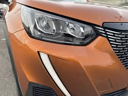 Photo 15 Peugeot 2008  PureTech 100 S&S BVM6