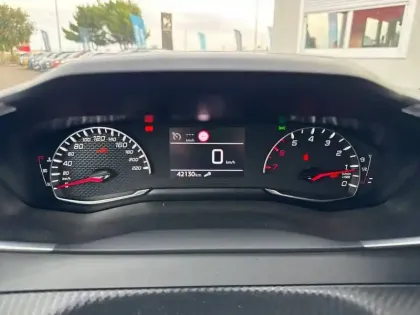 Photo 9 Peugeot 2008  PureTech 100 S&S BVM6