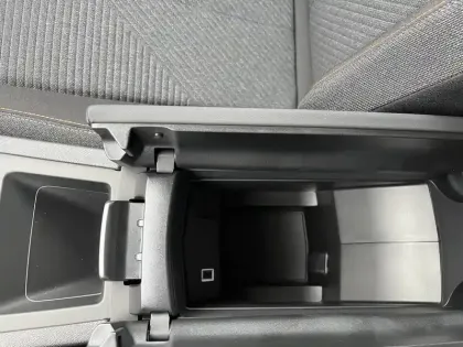 Photo 24 Peugeot 308  Hybrid 145 e-DCS6