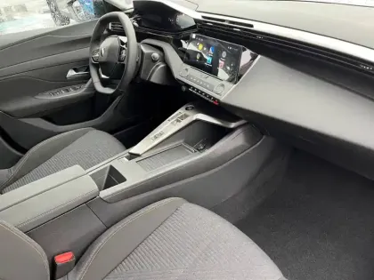 Photo 91 Peugeot 308  Hybrid 145 e-DCS6