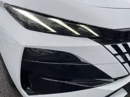 Photo 31 Peugeot 308  Hybrid 145 e-DCS6