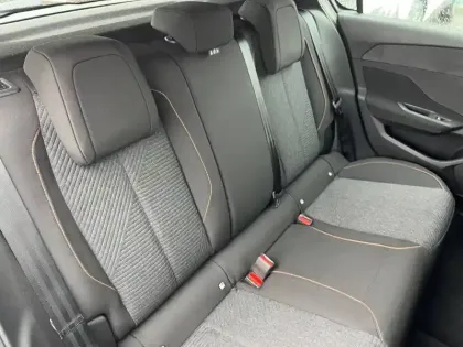 Photo 93 Peugeot 308  Hybrid 145 e-DCS6