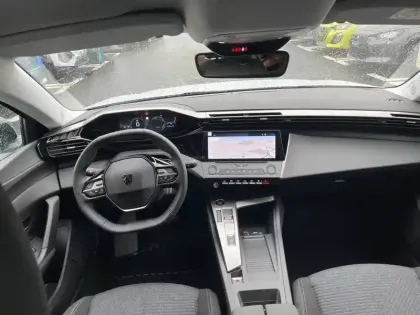 Photo 72 Peugeot 308  Hybrid 145 e-DCS6