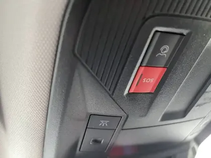 Photo 57 Peugeot 308  Hybrid 145 e-DCS6
