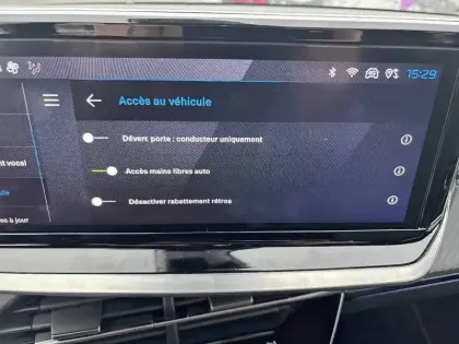 Photo 18 Peugeot 208  Hybrid 136 e-DCS6