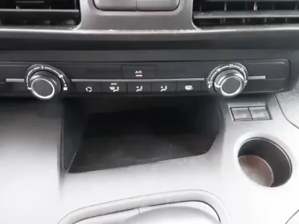 Photo 40 Peugeot Partner  FOURGON M 650 KG BLUEHDI 100 S&S BVM6