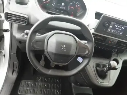 Photo 30 Peugeot Partner  FOURGON M 650 KG BLUEHDI 100 S&S BVM6