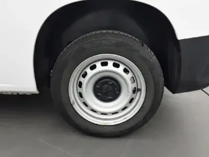 Photo 12 Peugeot Partner  FOURGON M 650 KG BLUEHDI 100 S&S BVM6