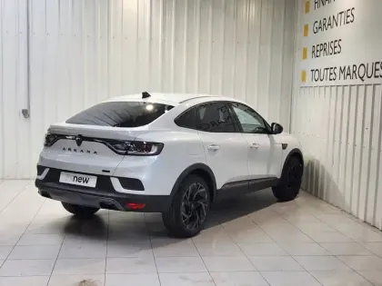 Photo 2 Renault Arkana  E-Tech full hybrid 145 GSR2