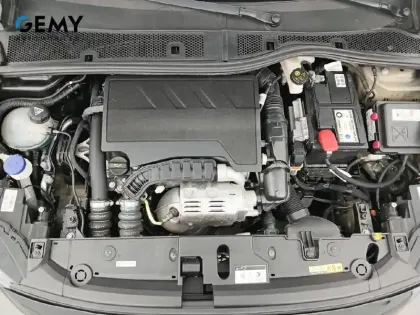 Photo 10 Peugeot 208  PureTech 100 S&S BVM6