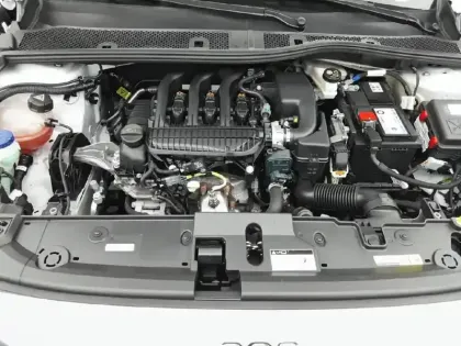 Photo 14 Peugeot 208  PureTech 75 S&S BVM5