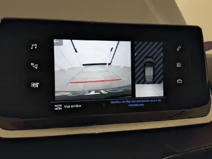 Photo 17 Peugeot 208  PureTech 100 S&S BVM6