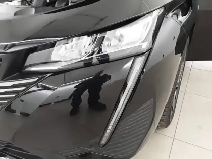 Photo 15 Peugeot 308  SW PHEV 180 e-EAT8