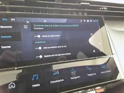 Photo 22 Peugeot 308  SW PHEV 180 e-EAT8