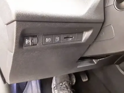 Photo 19 Peugeot 308  SW PHEV 180 e-EAT8