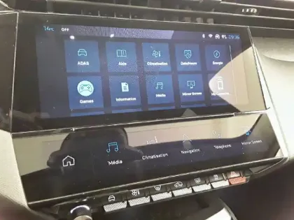 Photo 20 Peugeot 308  SW PHEV 180 e-EAT8