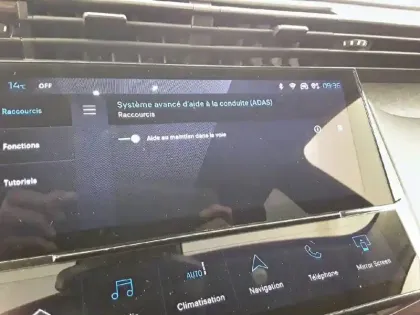 Photo 21 Peugeot 308  SW PHEV 180 e-EAT8