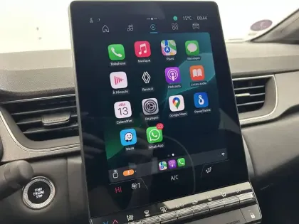 Photo 24 Renault Captur  E-Tech full hybrid 145 ch