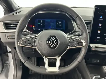 Photo 14 Renault Captur  E-Tech full hybrid 145 ch