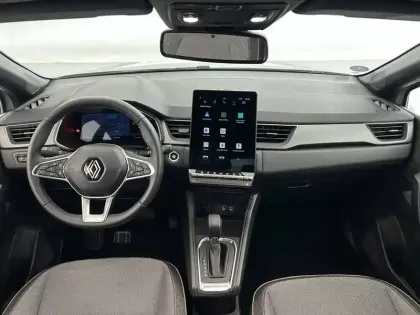 Photo 25 Renault Captur  E-Tech full hybrid 145 ch