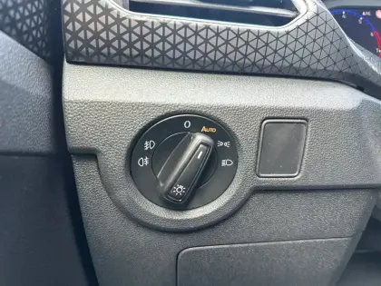 Photo 23 Volkswagen T-cross  1.0 TSI 110 Start/Stop BVM6