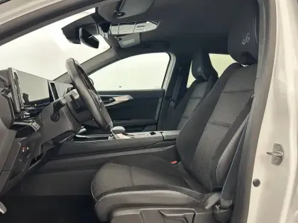 Photo 17 Renault Austral  E-Tech hybrid 200