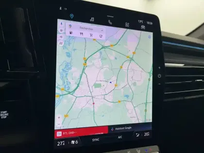 Photo 33 Renault Austral  E-Tech hybrid 200