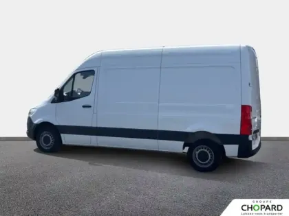 Photo 6 Mercedes Sprinter Gén. III Ph1 NG First 1