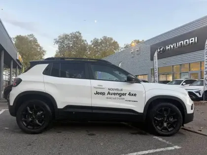 Photo 77 Jeep Avenger  1.2 Turbo T3 145 ch e-Hybrid BVR6 4xe